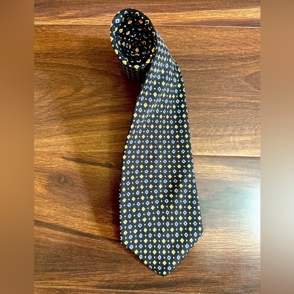 BOSS Hugo Boss 100% Silk Black Geometric Print Foulard Necktie Made in Italy - Picture 1 of 8